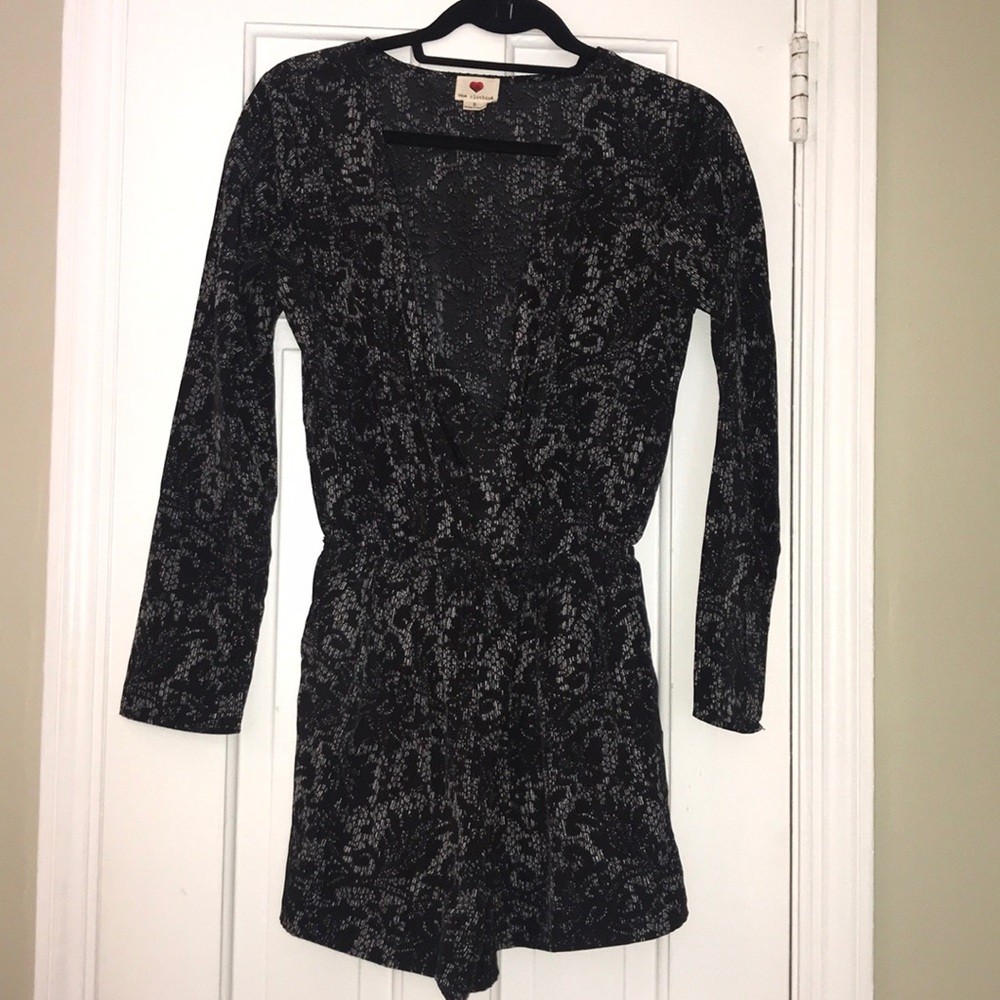 Black and gray long sleeve romper